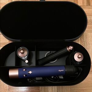 Dyson Airwrap Long Hair Like New Condition